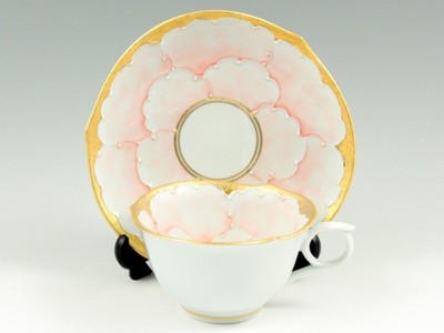 Arita yaki ware Japanese Coffee Cup and Saucer Gold Dami Botan Pink Handcraft