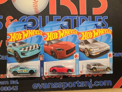 Hot Wheels Rise N Climb Treasure Hunt, 2023 Nissan Z, 88 Honda CR-X Lot Of 3. 