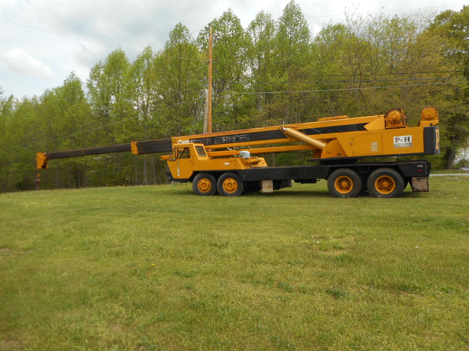 P & H T-300 60,000 LBS TRUCK CRANE CUMMINS DIESEL 30 TON LIFT