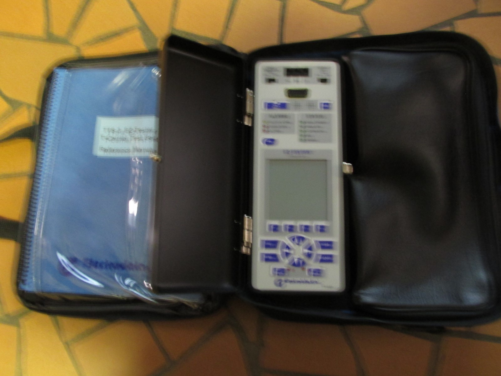 ELECTRODATA EZ TESTER  TTS 3- T1 CARRIER TEST SET NEW WITH CORDS AND MANUAL