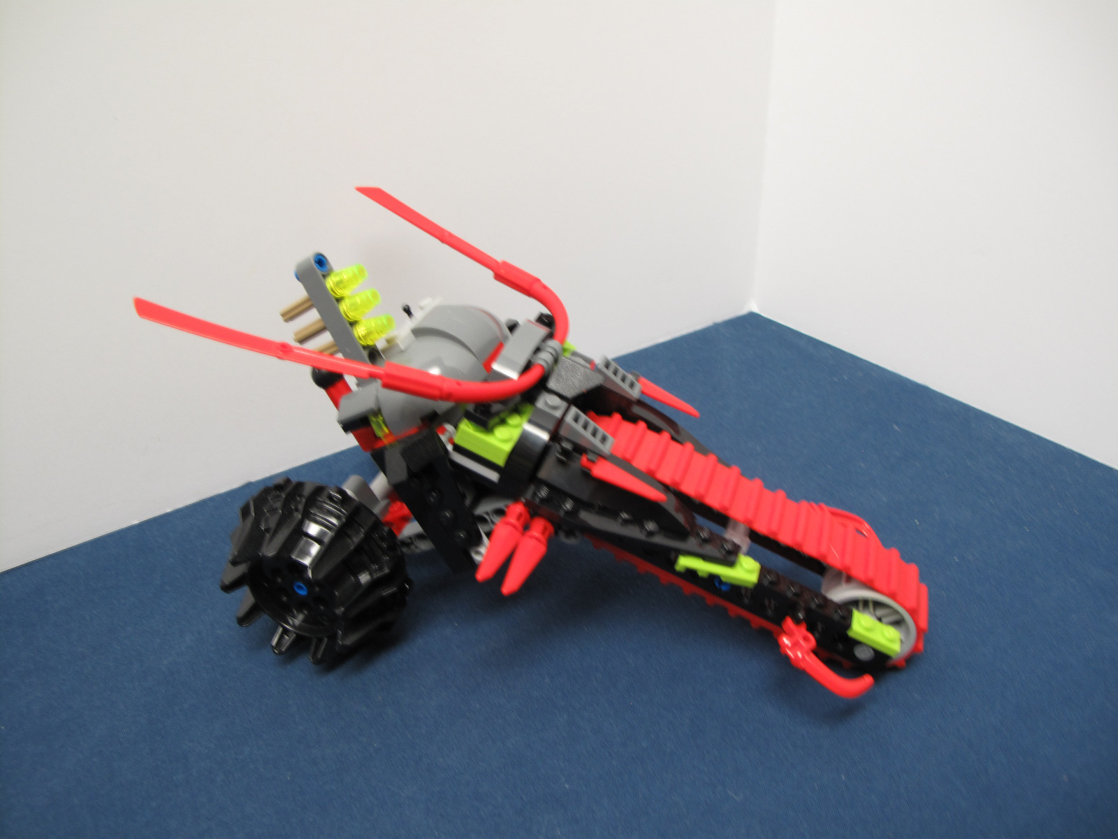 Lego Ninjago Warrior Bike 70501 complete with instructions