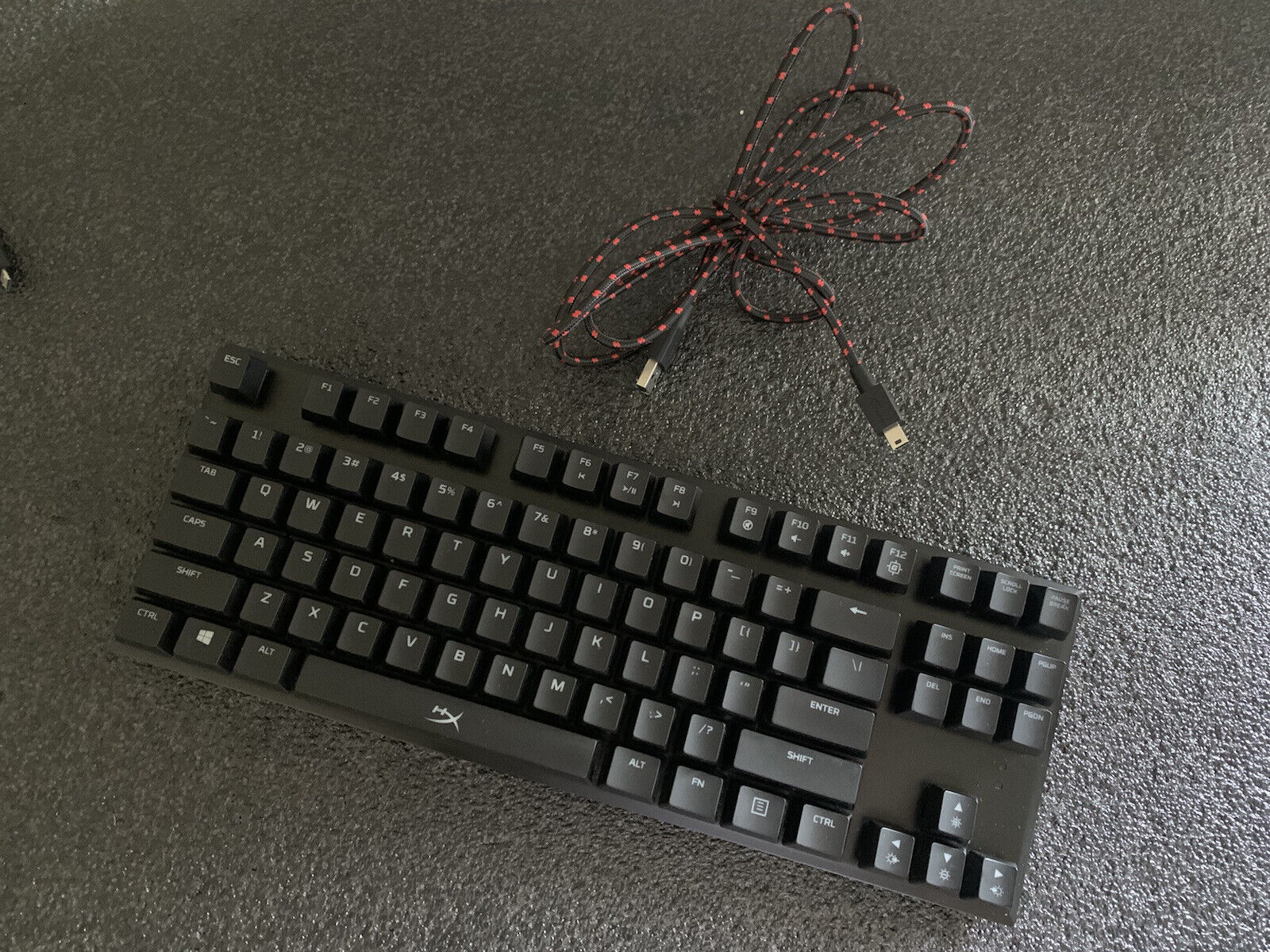 Hyperx alloy fps cherry red. Hyperx alloy fps cherry red