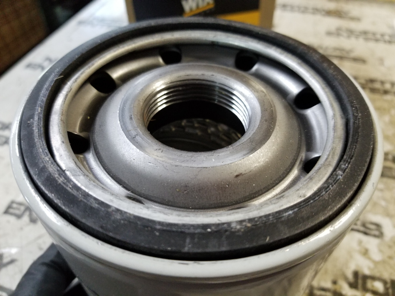 WIX 51810 Engine Oil Filter - Picture 3 of 3