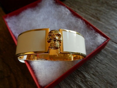 $345 New Alexander Mcqueen Skull Button white Enamel and Gold tone Bracelet, Med