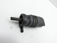 VW Phaeton 3D 02-07 Waschwasserpumpe Wischwasserpumpe Waschpumpe Vorne VW Phaeton 3D 02-07 02.09.2004 gebraucht Vorschau 2