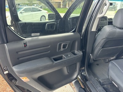 image 6 of interior