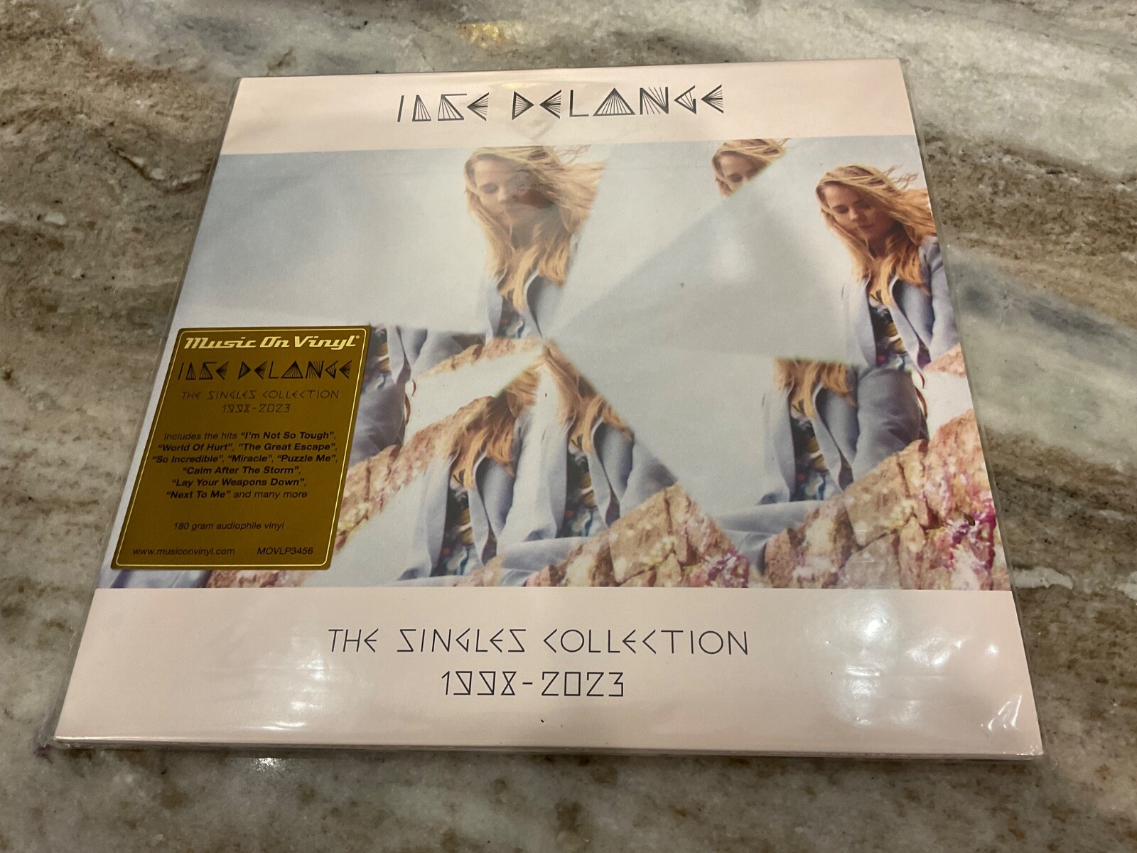 欧3LP Ilse DeLange The Singles Collection 1998-2023 MOVLP3456 Music On Vinyl 未開封 /00920 ILSE DELANGE 3LP Singles Collection 1998-2023 - 180G Music