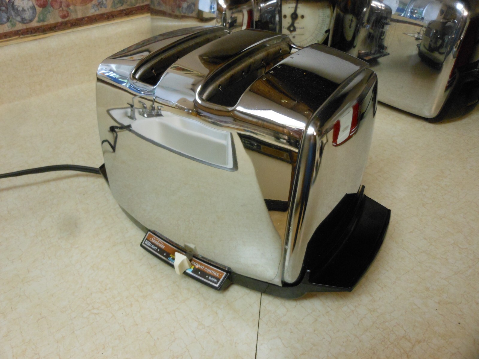 Vintage Sunbeam ATW (20030) Radiant Control Toaster, Circa 1983のeBay公認