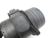 VW Touran II 5T 15-22 2,0 110KW Luftmassenmesser VW Touran II 5T 15-22 11.03.2016 03L906461A F00C268010 gebraucht Vorschau 5
