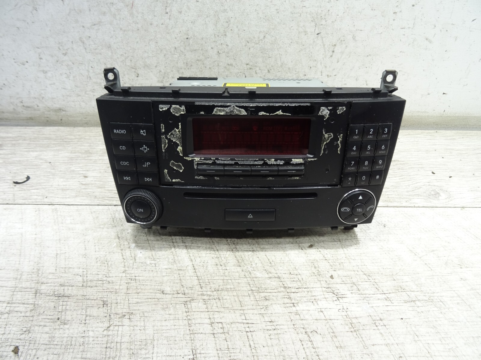 その他 (CD)Out From Out Where BOSE Wave radio CD player not reading some discs skipping