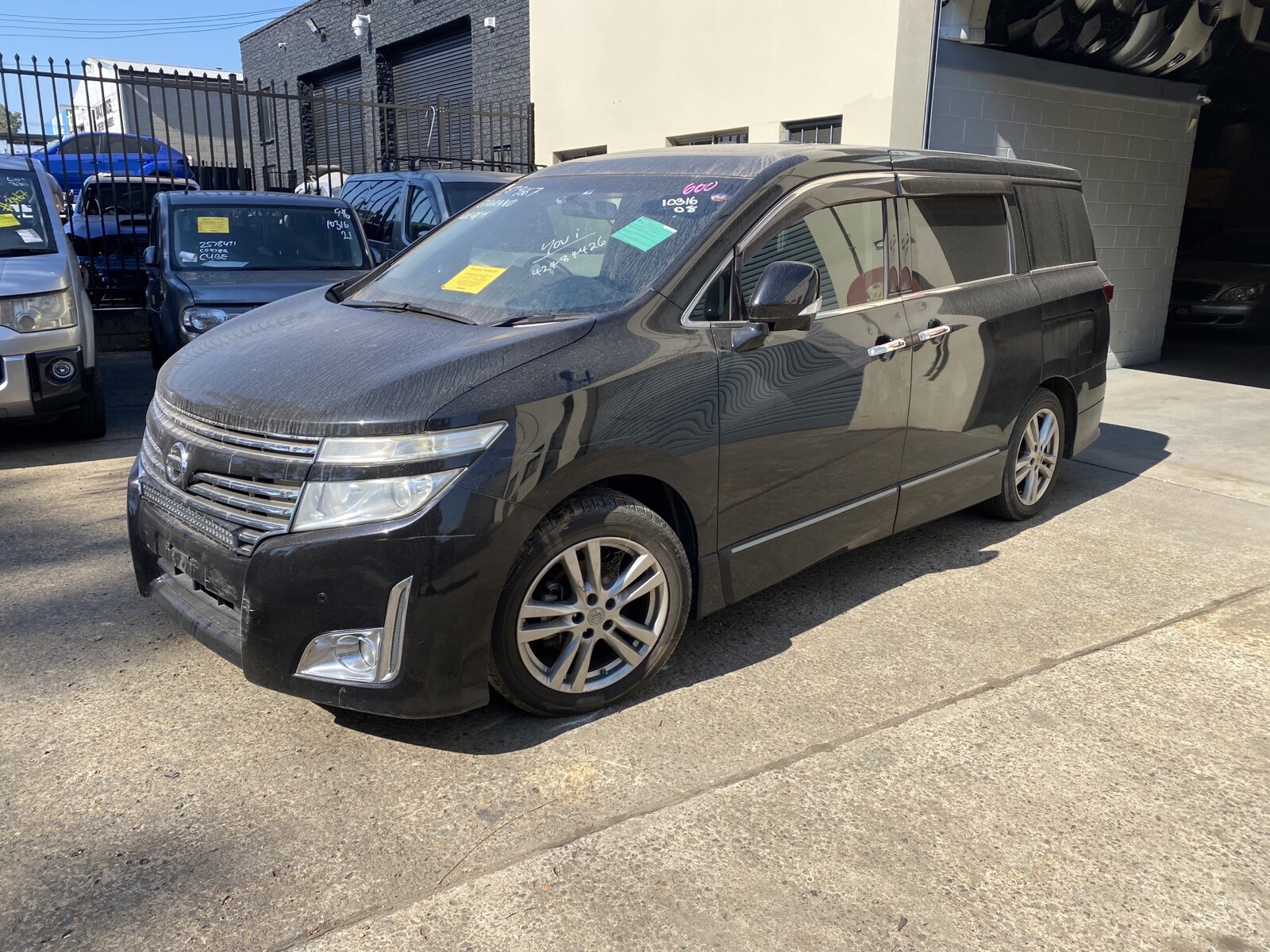 NISSAN ELGRAND E52 HIGHWAYSTAR WRECKING - thumbnail 3