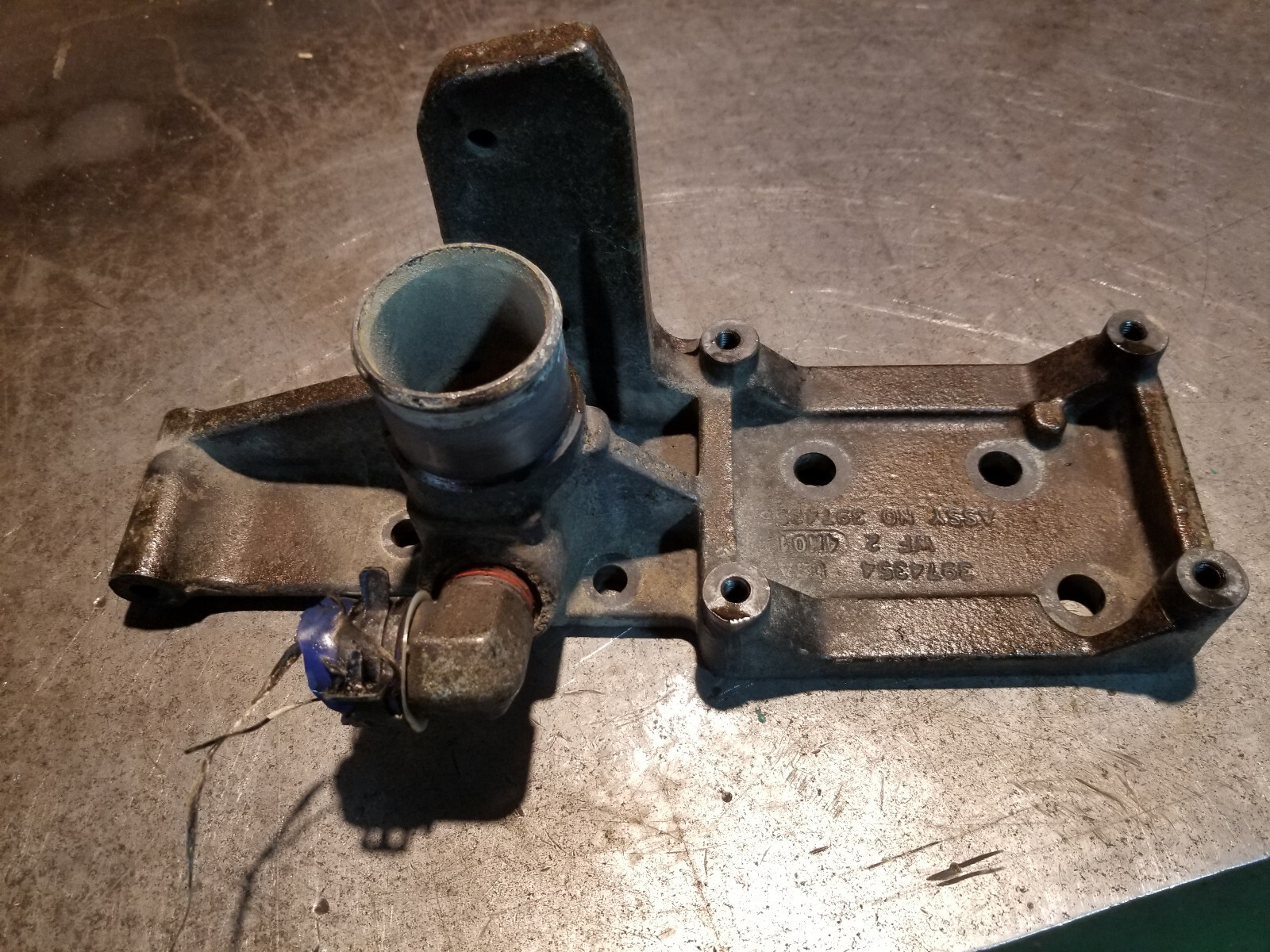 03-07 Dodge Ram Cummins 5.9L Engine 3974354 Ac compressor bracket 3974355 - Picture 5 of 6