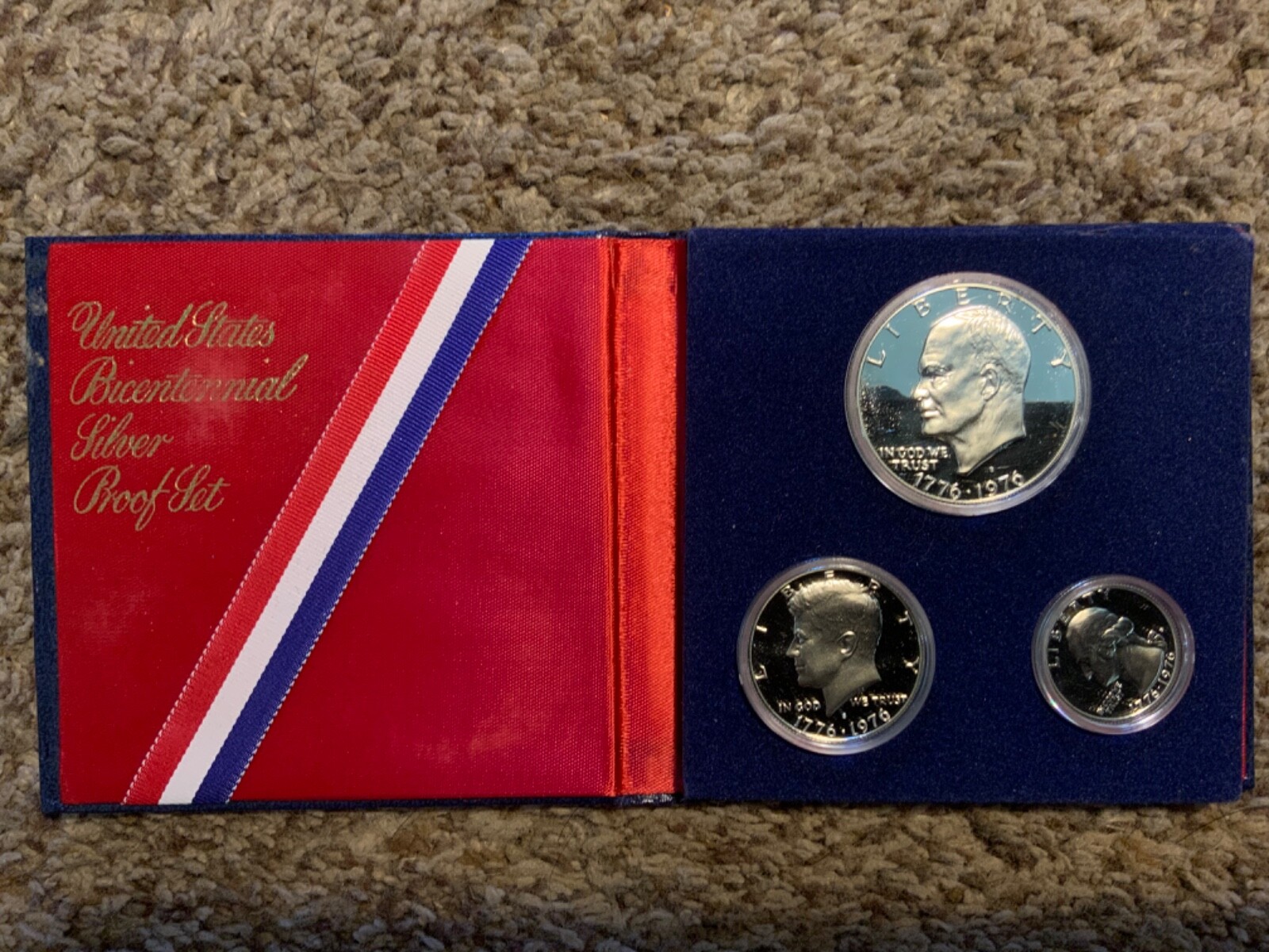 1776 - 1976 Bicentennial Silver Proof Set ~ Special US Mint 3