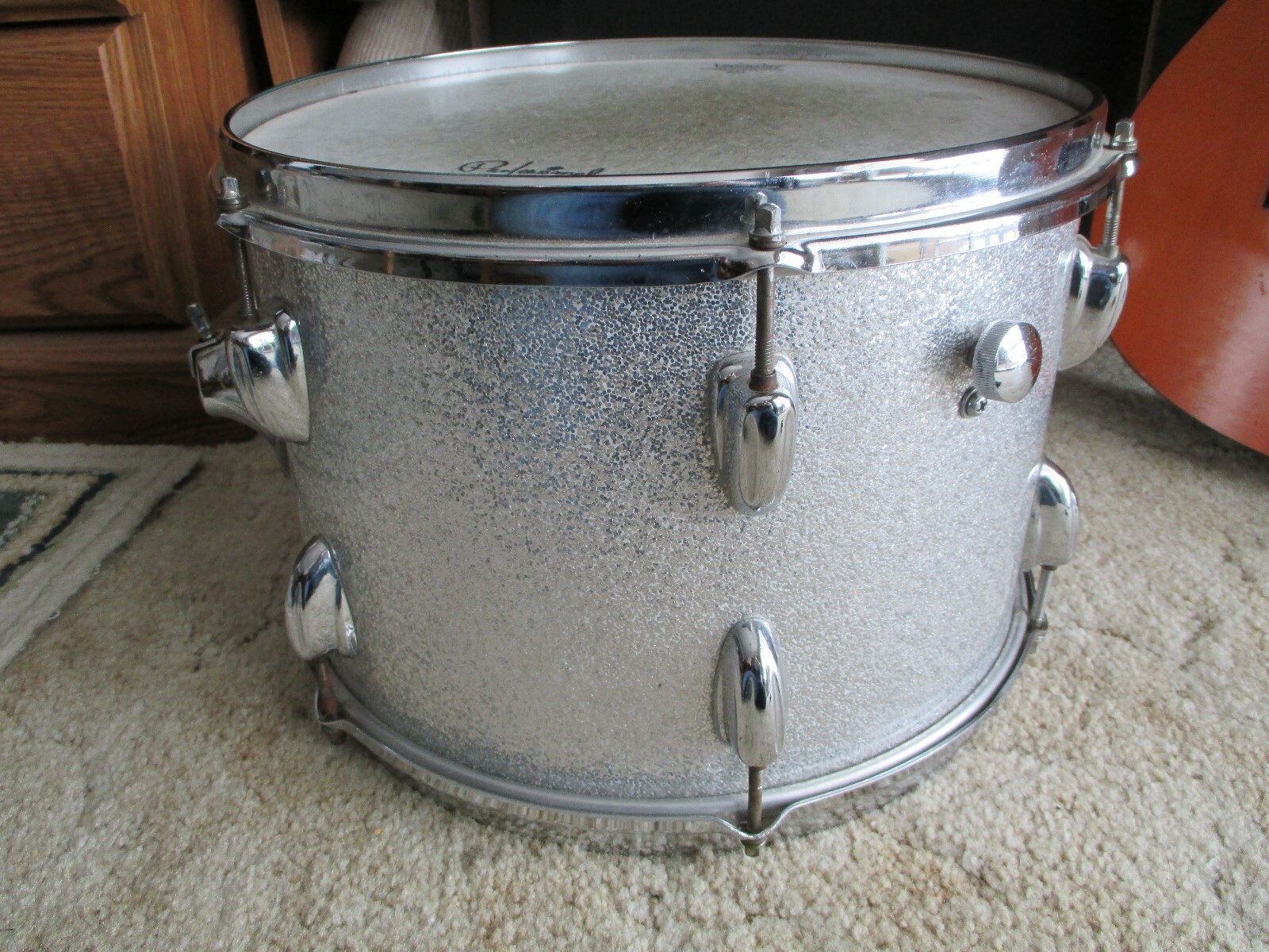 1970'S SLINGERLAND 3 PLY TOM 9X13 SILVER SPARKLE
