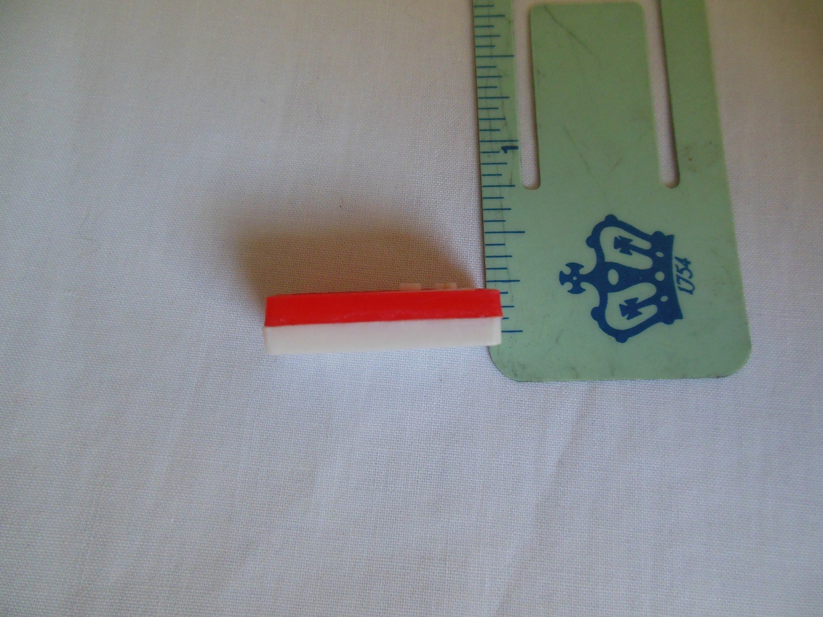 Vintage Ideal Tressy Cricket Red/White Transistor Radio for 'Mad Music' outfit