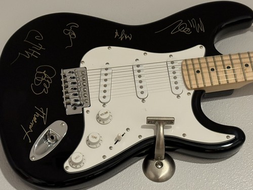 Signed Linkin Park Guitar | eBay