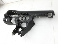 Mercedes C205 C400 15-18 Armaturenbrett Panel komplett Mercedes C205 C400 15-18 04.05.2017 A2056804005 2058600002... Vorschau 4