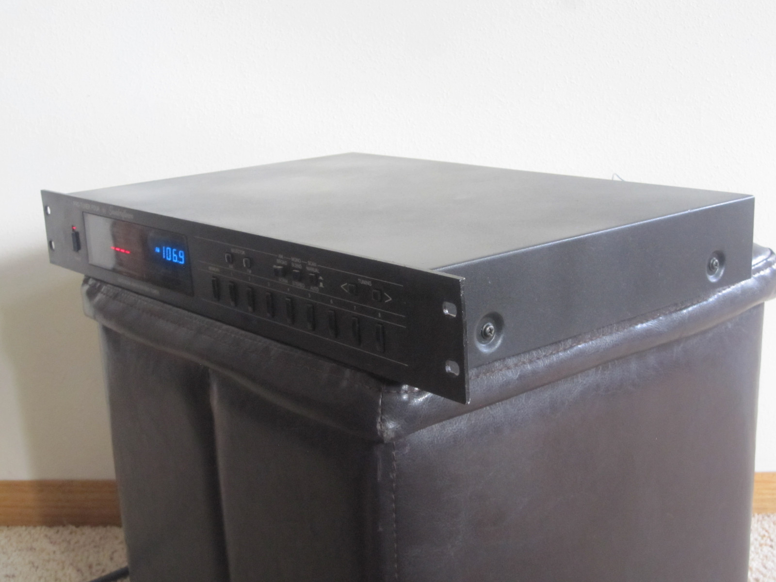 Soundcraftsmen Pro Tuner Four - stereo tuner *SERVICED*