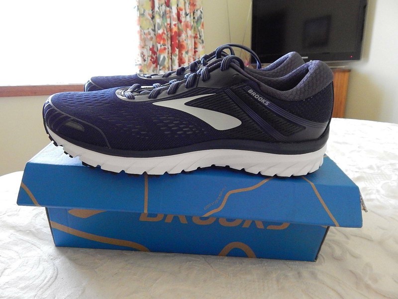 brooks adrenaline gts 18 mens 9.5