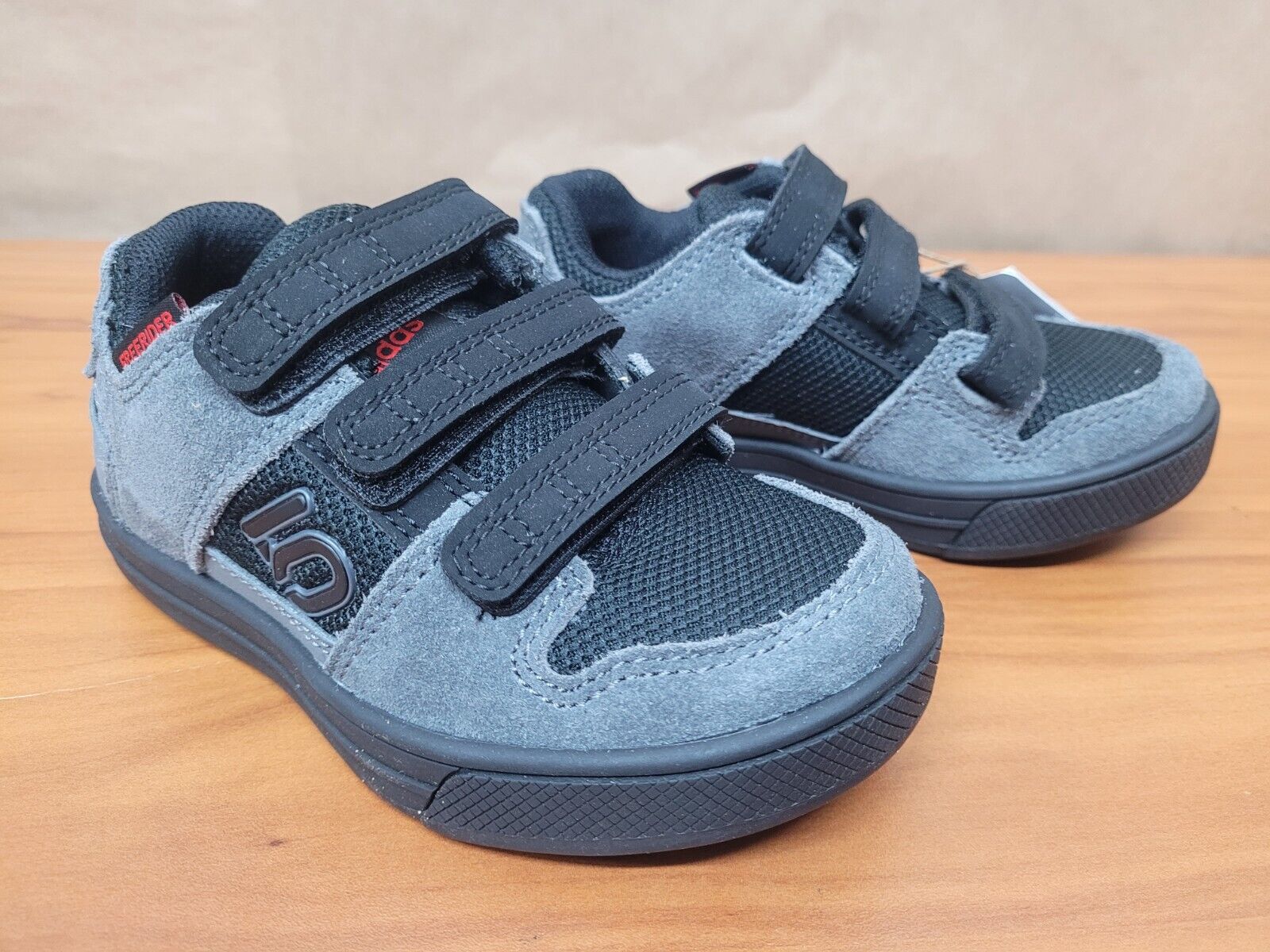 Five Ten Freerider Kids VCS Mountain Bike Shoes FZ0430 Black Five Ten Freerider Kids VCS Mountain Bike Shoes FZ0430 Black