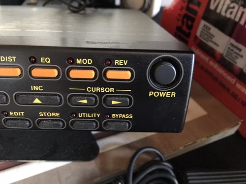 YAMAHA FX550 Digital Guitar/Bass 1992 Processor w/Power Japan V1.1 9211 w/Padal