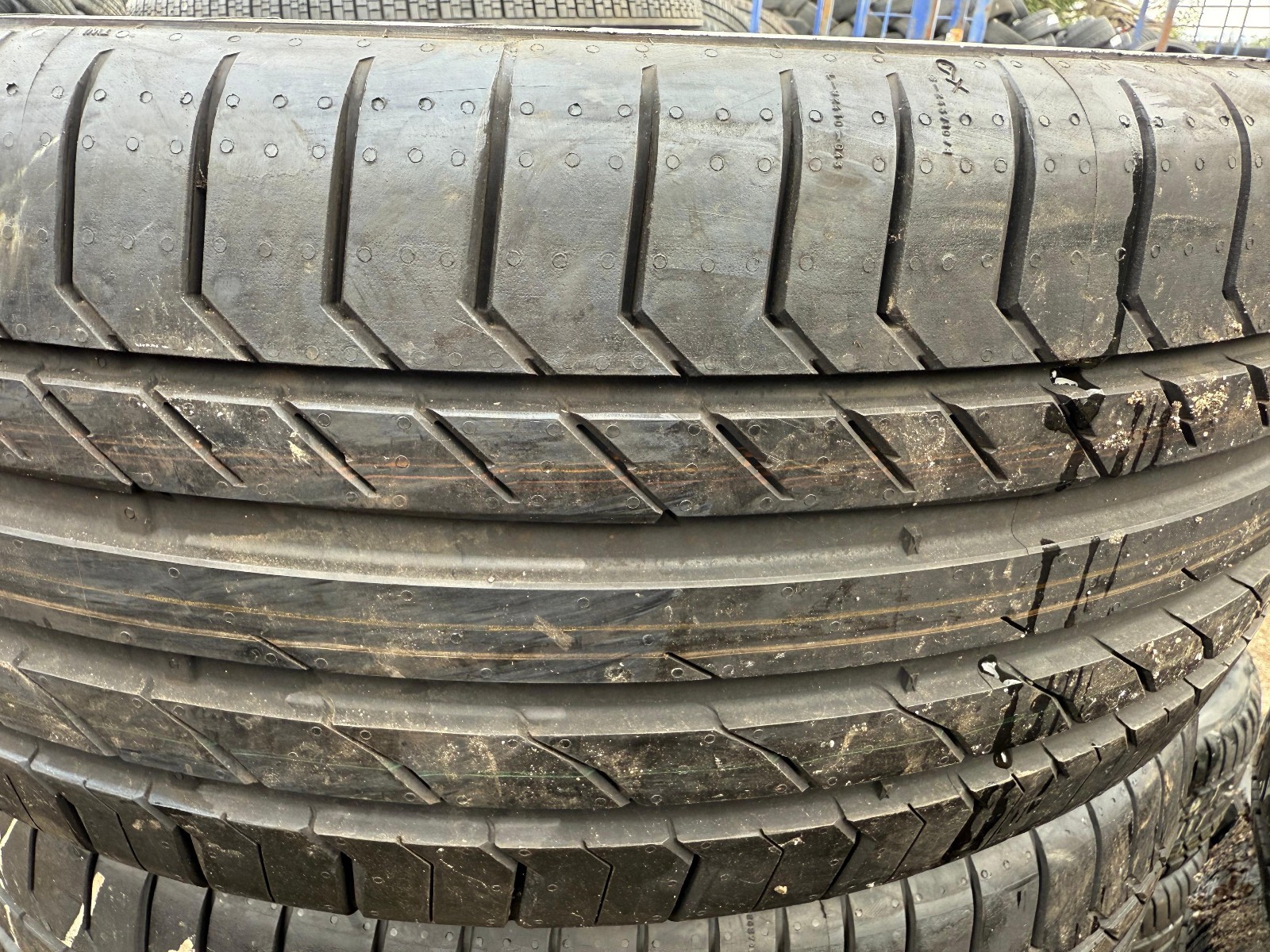New 235 55 19 Continental, CSC 5, XL, VOL, 105V, x1 Tyre (F1_tyres) YD149