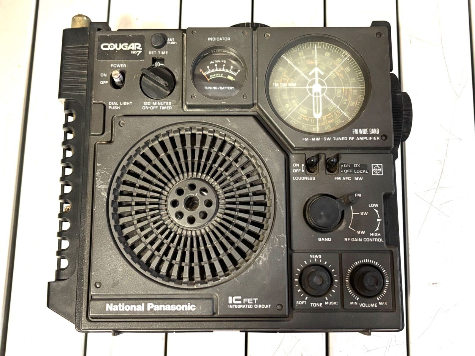 National Panasonic RF-727 COUGAR No.5 FM/AM ラジオレシーバー