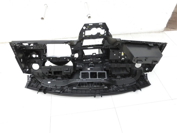 Dacia Duster II HM 18-21 Armaturenbrett Panel komplett Dacia Duster II HM 18-21 05.07.2019 gebraucht Vorschau 6