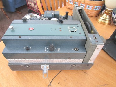 Vintage RCA Model 400  16mm film projector---MI-1345-A