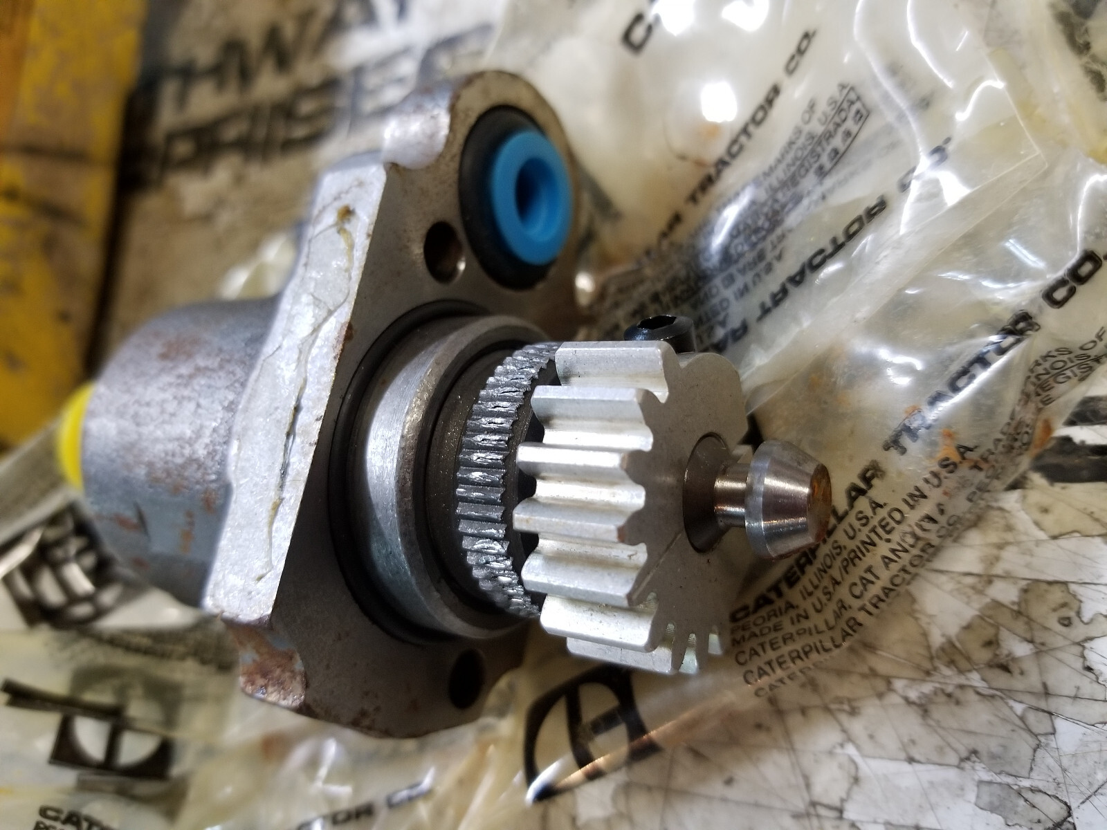 CATERPILLAR 8M-3280 FUEL PUMP 8M3280 - Picture 6 of 7