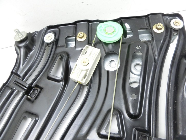 BMW 318Ci E46 00-03 Cabrio Fensterhebermotor mit Fensterheber Links Hinten BMW 318Ci E46 00-03 25.02.2002 8229593... Bild 4
