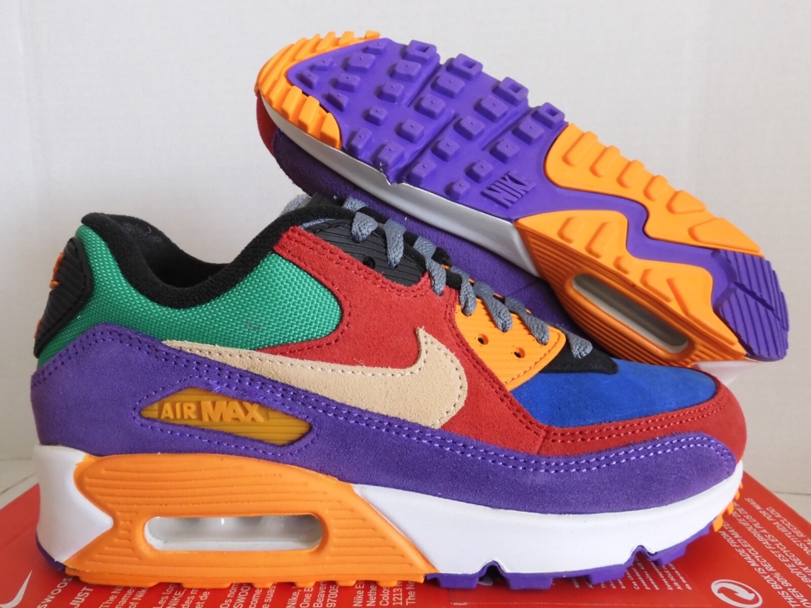 NIKE AIR MAX 90 QS UNIVERSITY RED-PALE VANILLA SZ 4 [CD0917