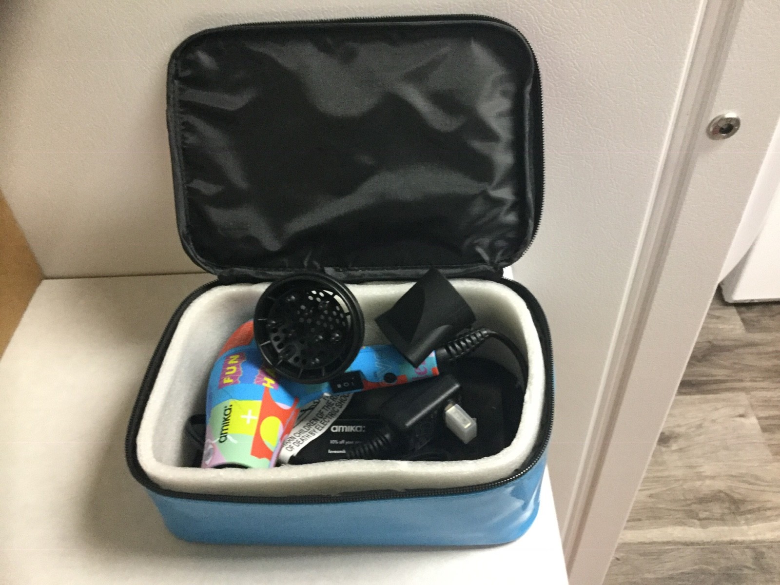 amika Mini Ionic Hair Blow Dryer 1200 Watts with travel case