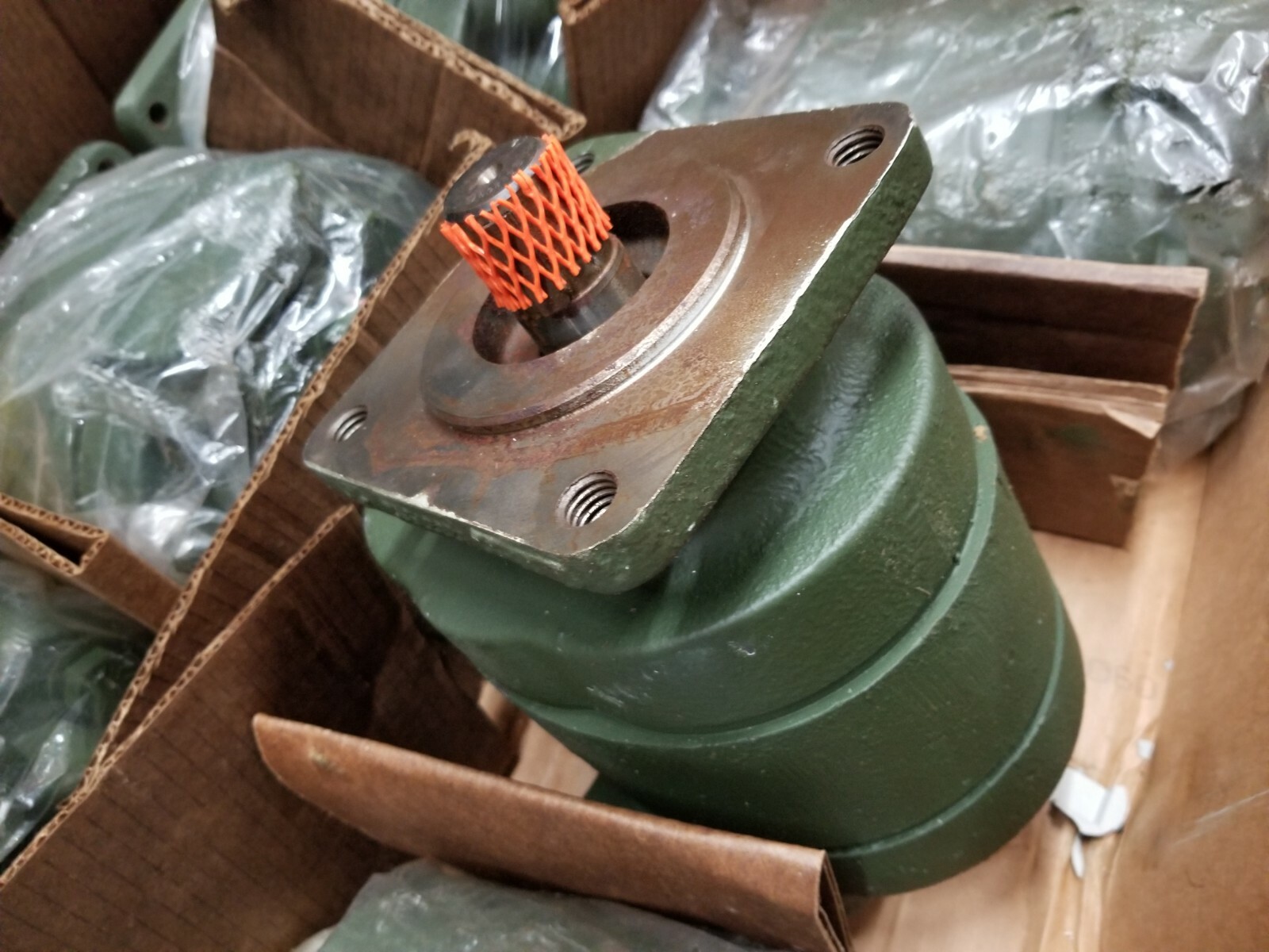 Military 5-Ton Dump Truck Hydraulic Pump M51 M817 A5097