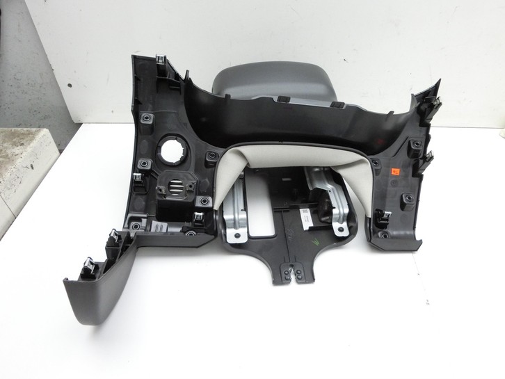 Jaguar E-Pace X540 Verkleidung Abdeckung für Lenksäule Jaguar E-Pace X540 19.08.2019 J9C3-3F900-AC gebraucht Bild 5