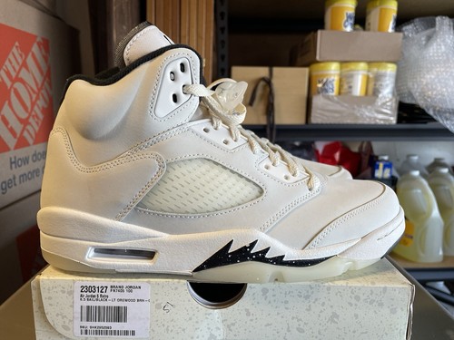 2024 Air Jordan 5 V SE Sail Size 8.5 FN7405 100 Read 2024 Air Jordan 5 V SE Sail Size 8.5 FN7405 100 Read