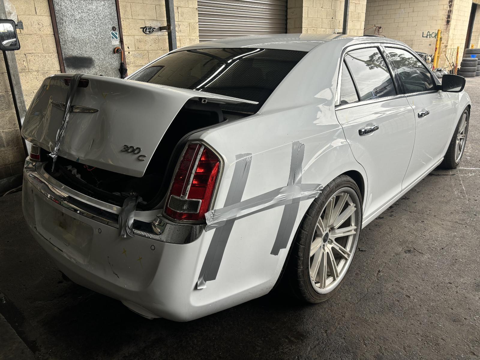 2012 Chrysler 300c LEFT REAR TRAILING ARM LOWER SUPPORT ARM-FRONT LX2 12/11-12/21 1 image 4