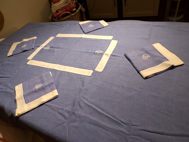 Nappe Ancienne  +12  Serviettes En Lin Brode Bleu Et Blanc Avec Monog ( Ref 20 )