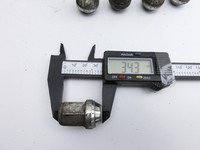 Ford Focus III 3 14-20 Satz Radmuttern Muttern Radbolzen Ford Focus III 3 14-20 28.04.2016 ACPA-1012-D2B gebraucht Vorschau 7