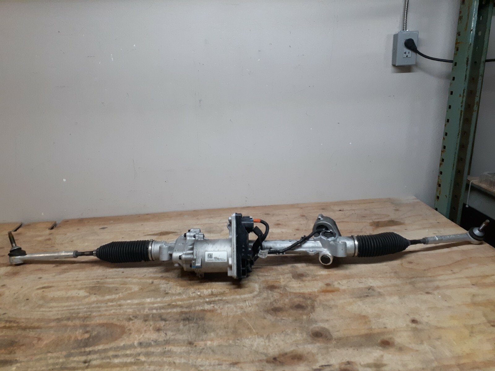 テスラ flk042117 テスラ flk042117 NEW OEM 2021-2023 Tesla Model S Right Side