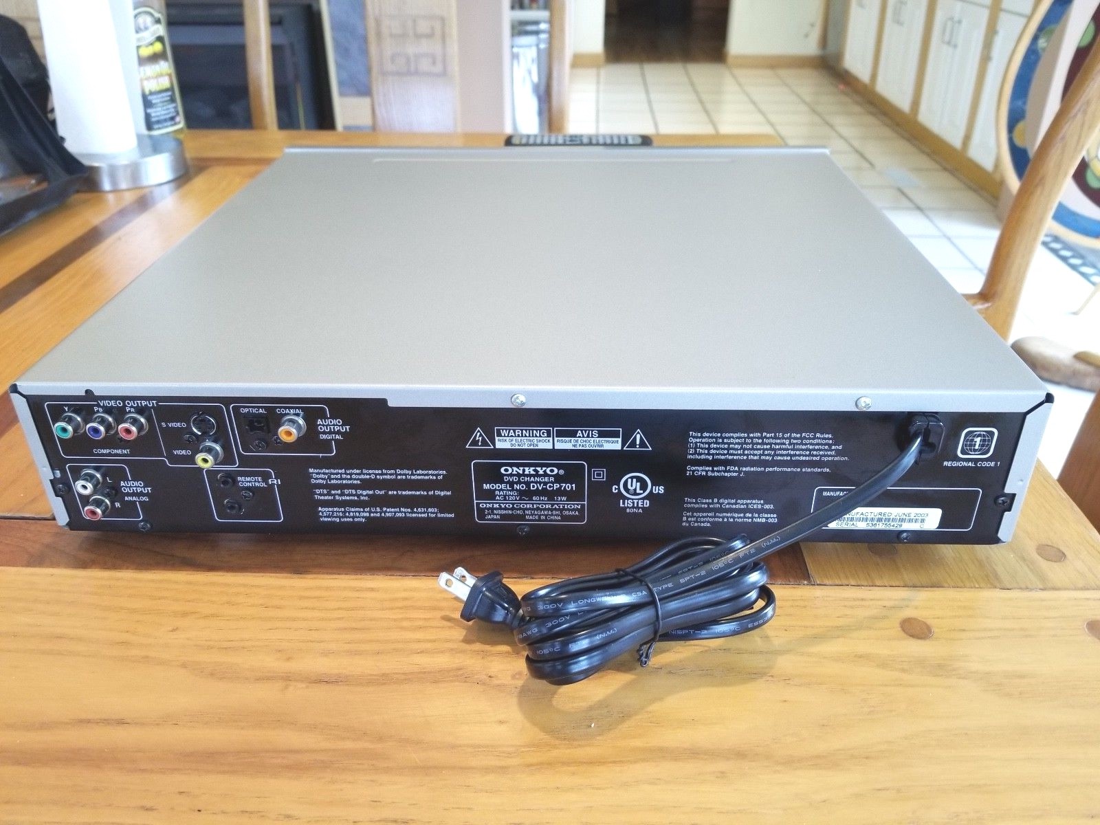 ONKYO TX-SR601 5.1 CHANNEL AV STEREO RECEIVER & DV-CP701 DVD Changer