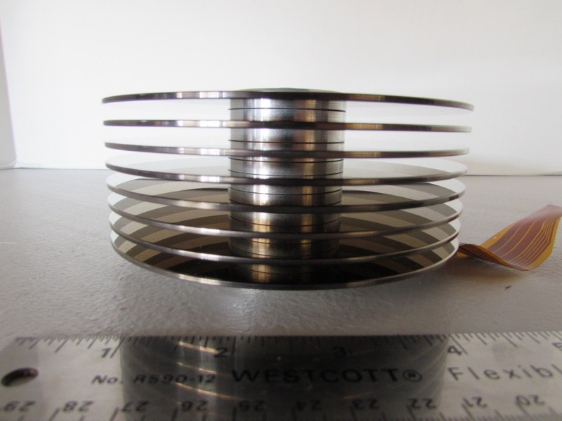 Vintage Computer Winchester Hard Drive Spindel w/8 Coated Platters 5