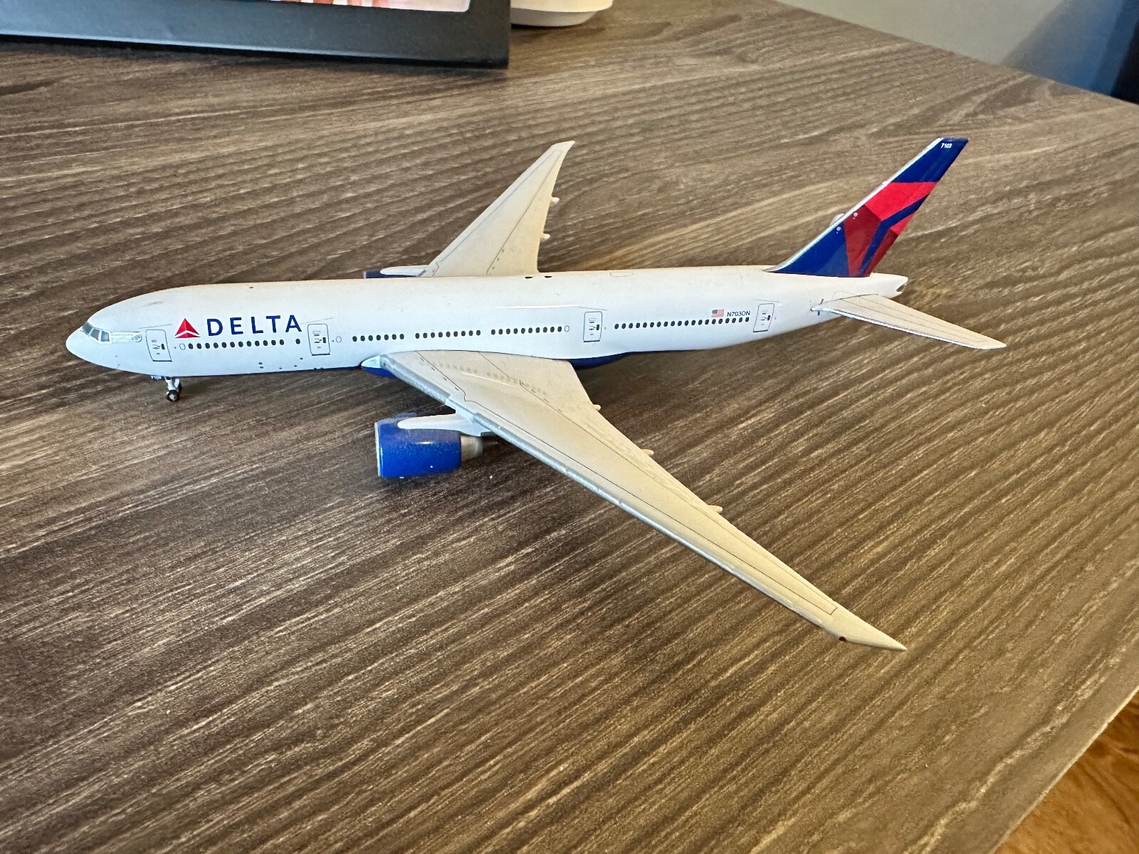 gemini jets デルタ航空 777-200 LR