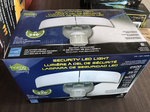 Home Zone Motion Activated LED Security Light Adjustable Twin Head Light NEW