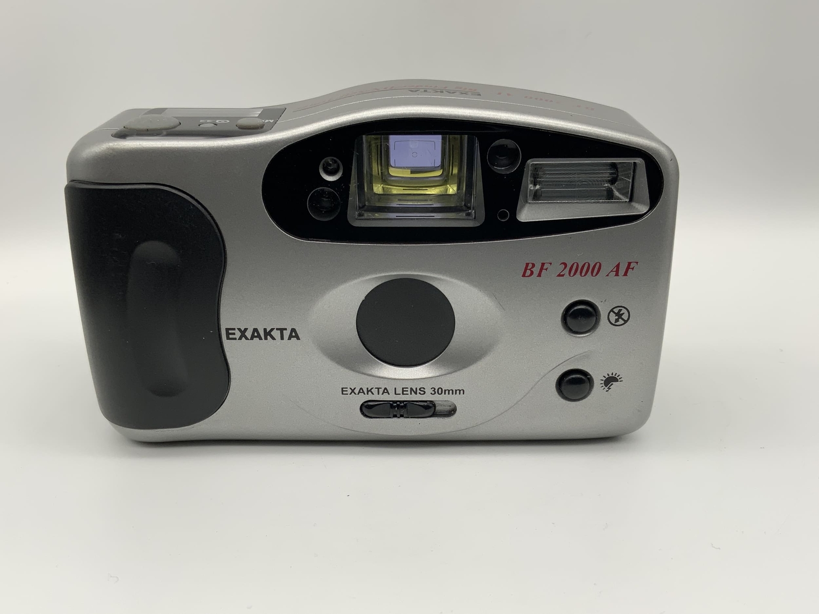 Exakta 750 Point&Shoot mit F3.5 34mm DX Auto Flash Analogkamera