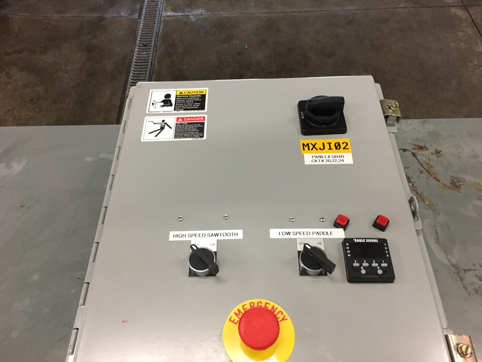 JAYGO DUAL SHAFT VARIABLE SPEED MIXER MODEL# DSVS-3/2