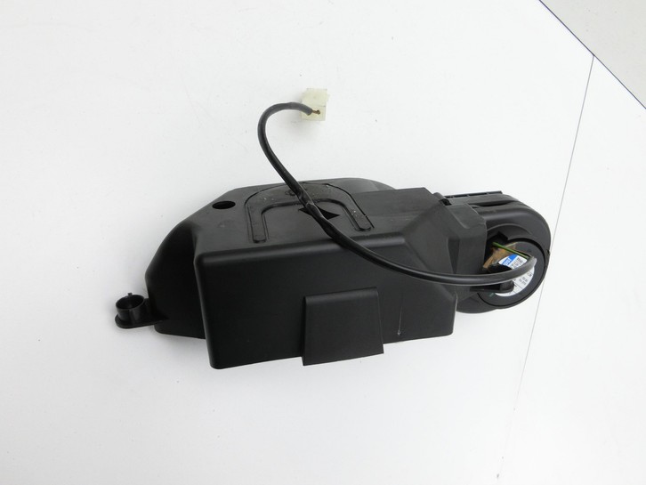 BMW E60 525i LCI 07-10 Lüfter Gebläse für Display Navigation Head-Up BMW E60 525i LCI 07-10 06.10.2008 12907531783... Vorschau 5