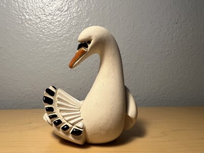 Artesania Rinconada Animal Series #154 Swan Made In Uruguay 3.5''