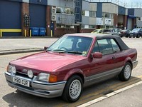 1990 FORD ESCORT XR3i Two-Tone 2dr
