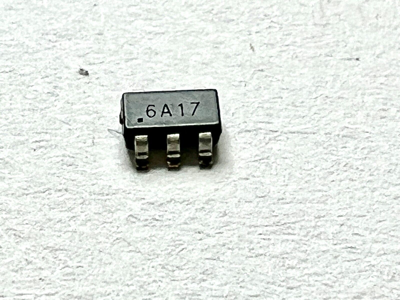 5pcs of ZXMP6A17E6TA Transistor MOSFET P-CH 60V 3A 6-Pin SOT 5pcs of ZXMP6A17E6TA Transistor MOSFET P-CH 60V 3A 6-Pin SOT